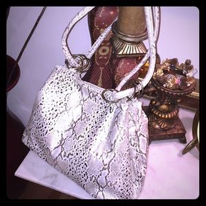 Genuine Leather snake print shoulder purse. EUC